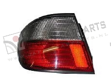 Achterlicht (Sedan) Links